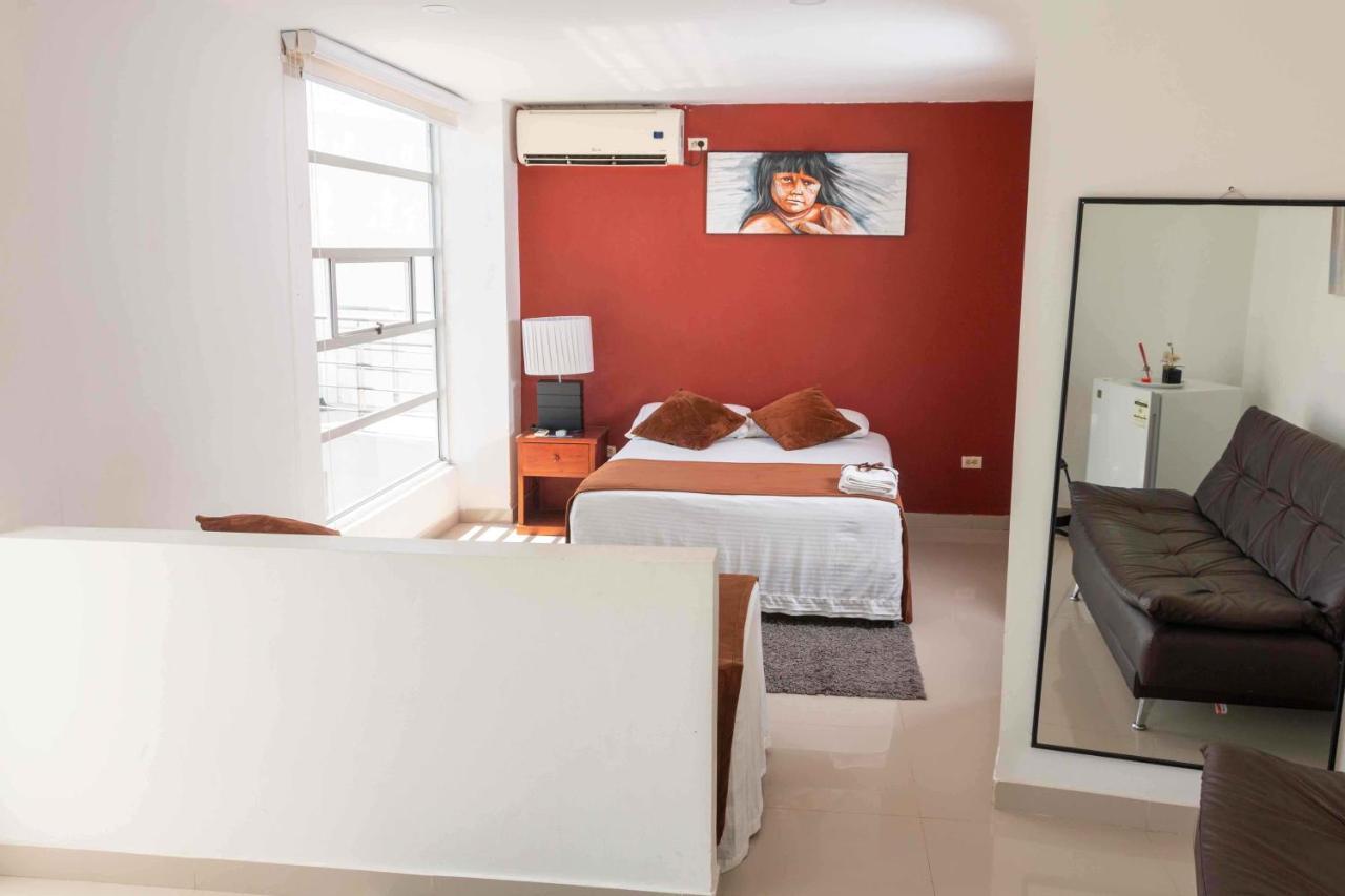 Zuruma Hotel 莱蒂西亚 外观 照片