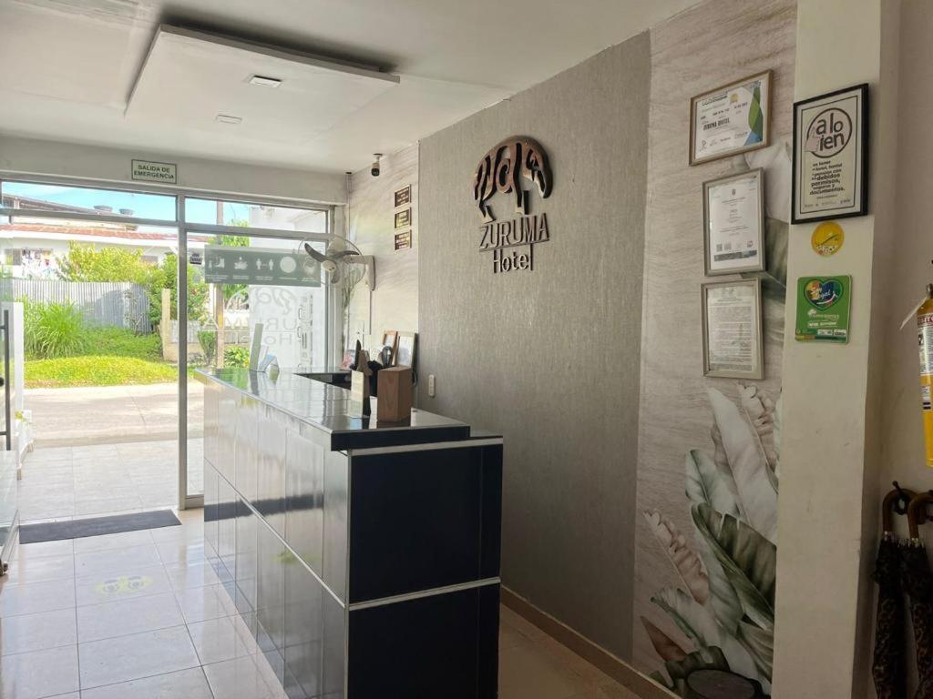 Zuruma Hotel 莱蒂西亚 外观 照片