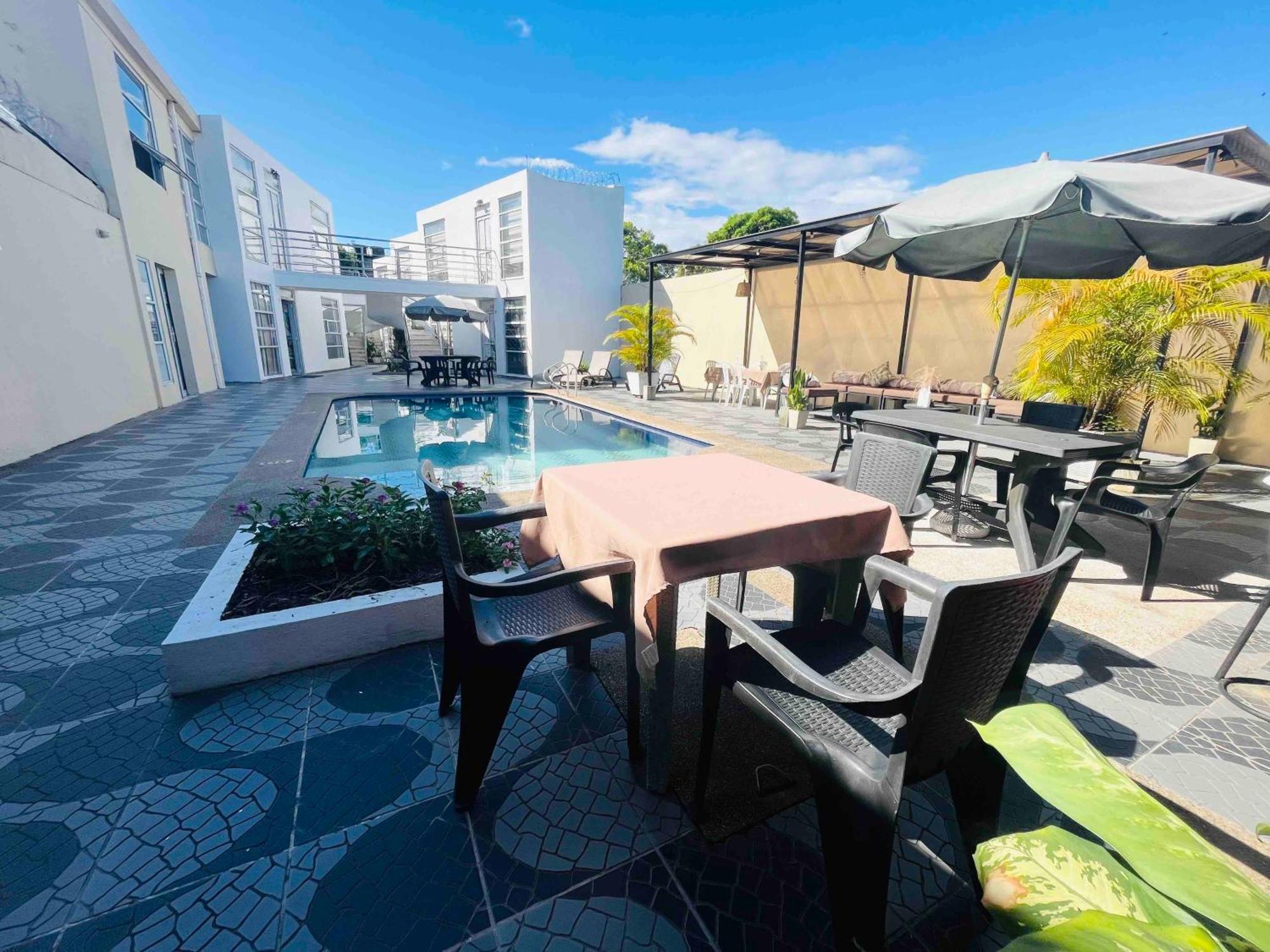 Zuruma Hotel 莱蒂西亚 外观 照片