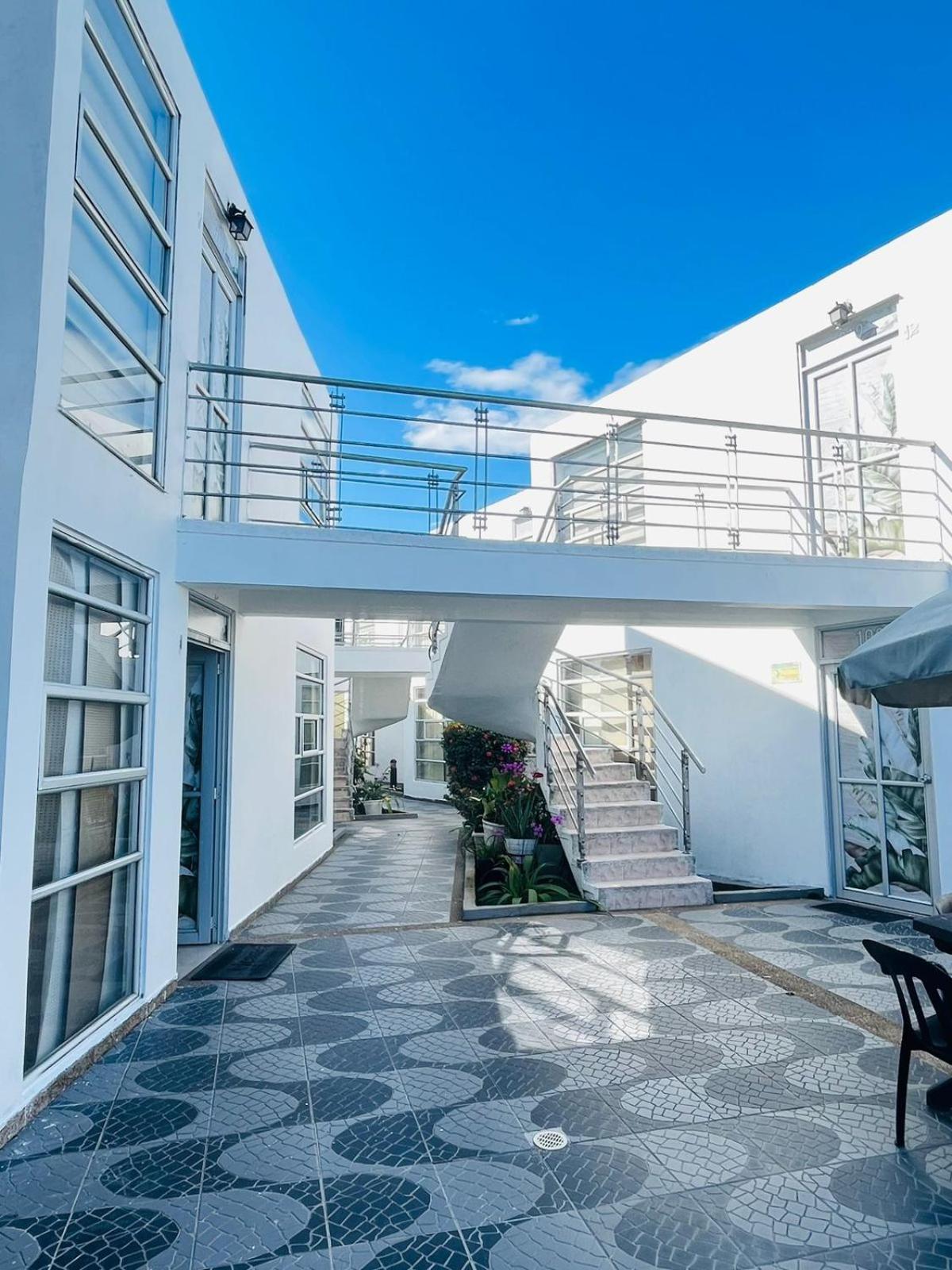 Zuruma Hotel 莱蒂西亚 外观 照片